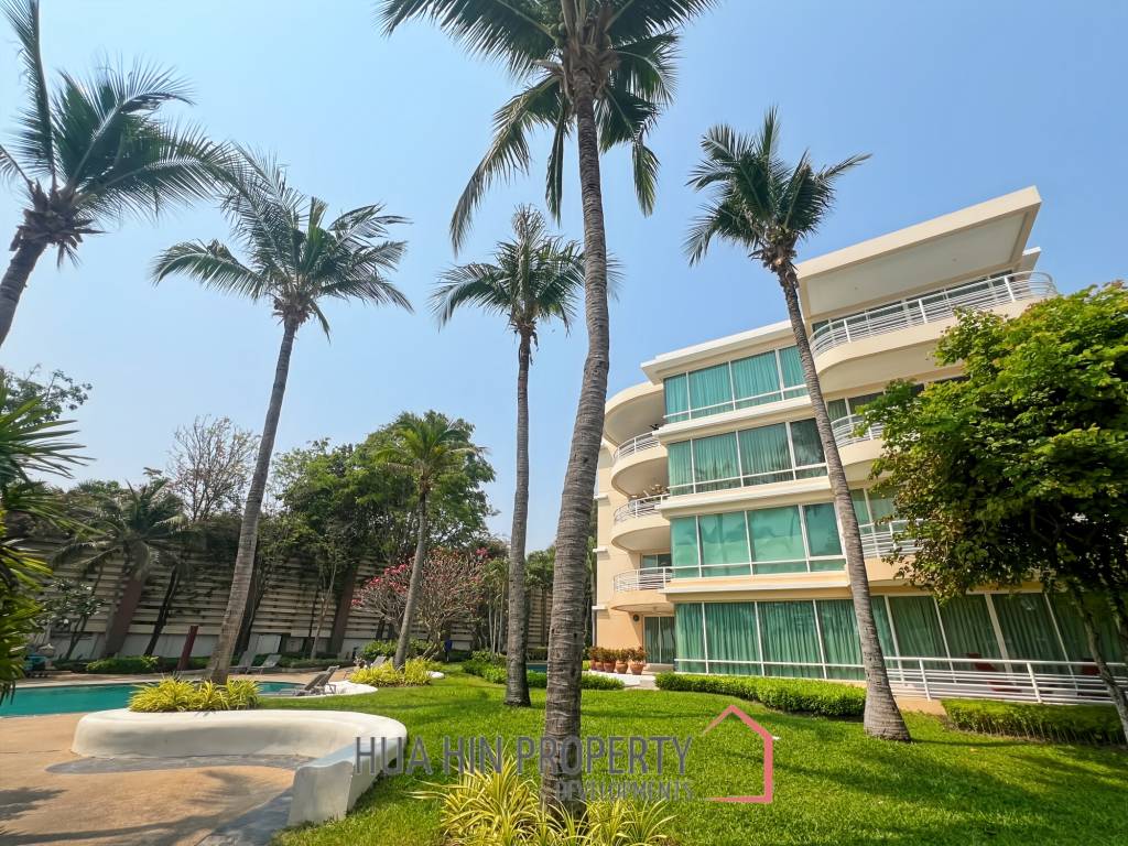 Exclusive 3-Bedroom Condo With Ocean View in Baan San Ploen For Sale/Rent
