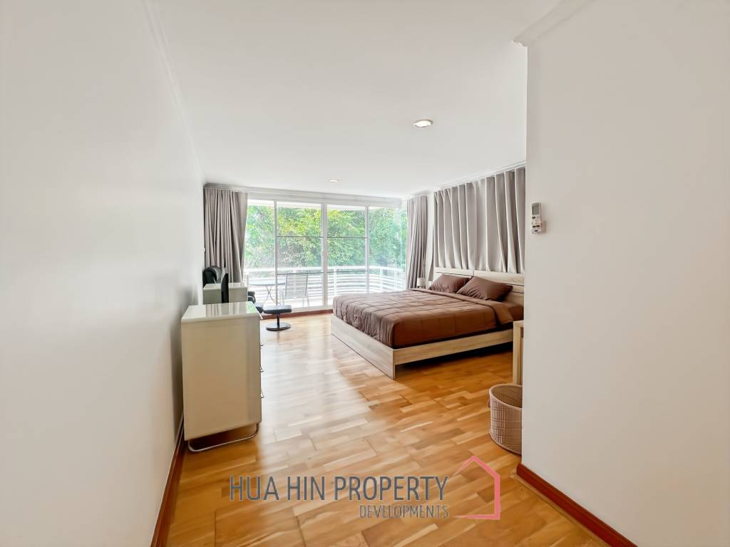 Exclusive 3-Bedroom Condo With Ocean View in Baan San Ploen For Sale/Rent