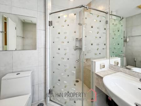 Exclusive 3-Bedroom Condo With Ocean View in Baan San Ploen For Sale/Rent