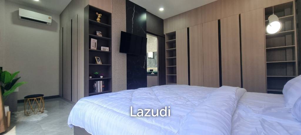 3 Beds 4 Baths 240 SQ.M. Pool Villa Near Mabprachan