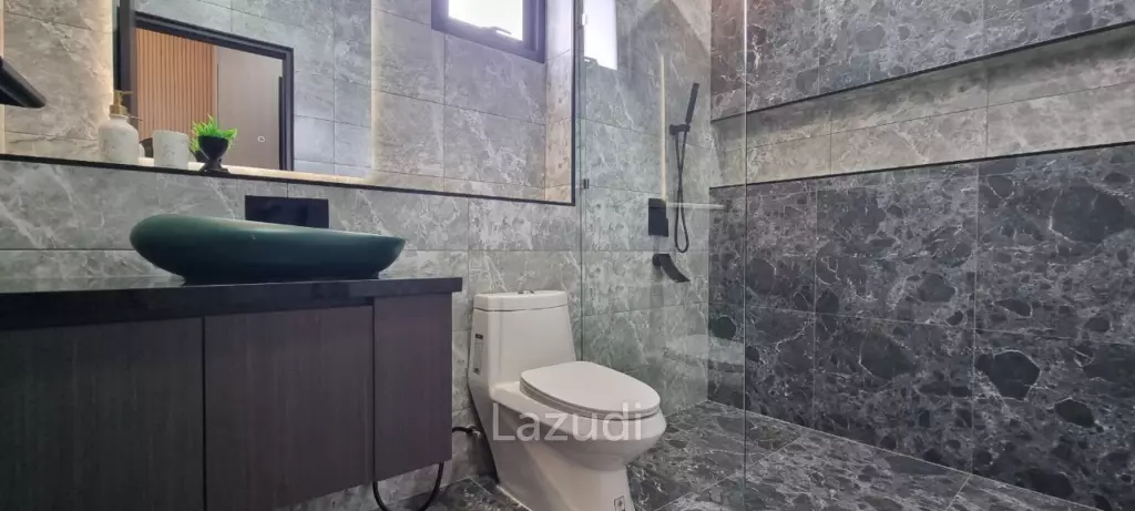 3 Beds 4 Baths 240 SQ.M. Pool Villa Near Mabprachan