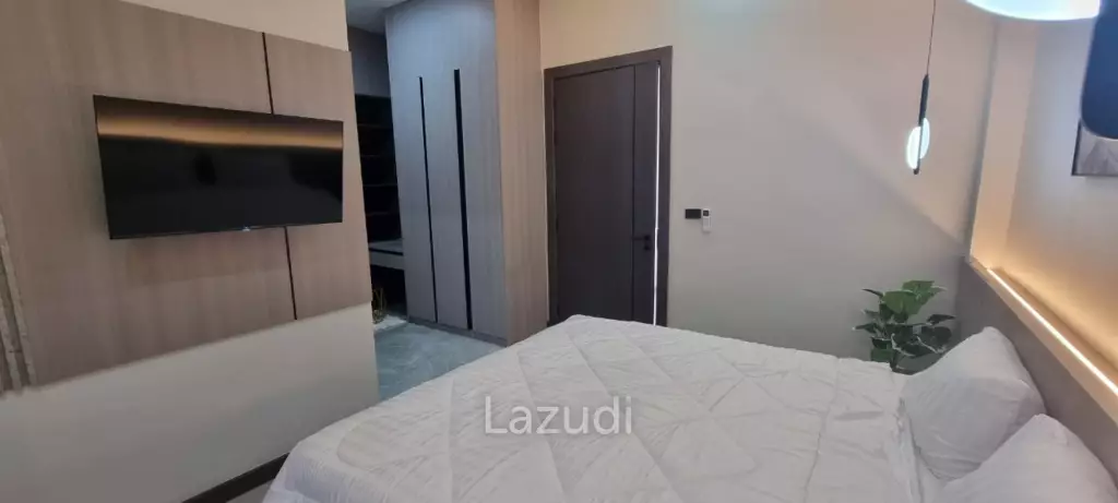 3 Beds 4 Baths 240 SQ.M. Pool Villa Near Mabprachan