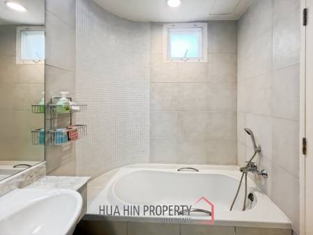 For Sale/Rent : Luxury 3-Bedroom Condo in Baan San Ploen Hua Hin