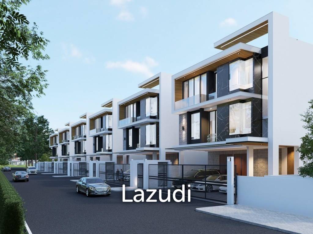 4 Bed 5 Bath 825 SQ.M Villa in Ekamai - Thonglor