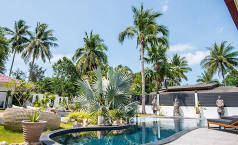 Boutique Hotel for Sale – 50 Meters from Ban Tai Beach, Koh Phangan
