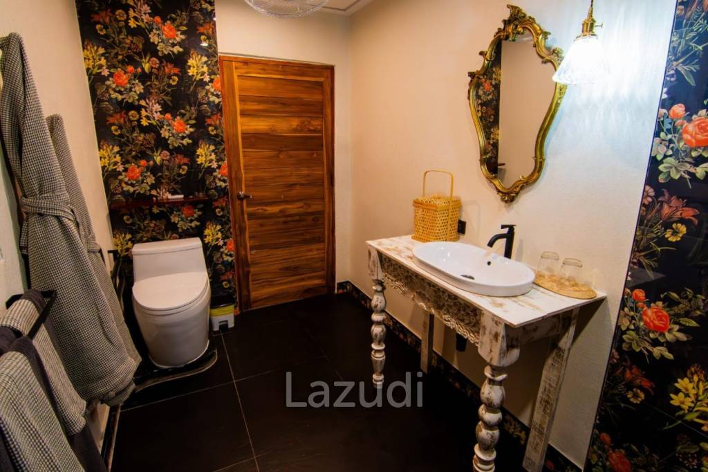 Boutique Hotel for Sale – 50 Meters from Ban Tai Beach, Koh Phangan