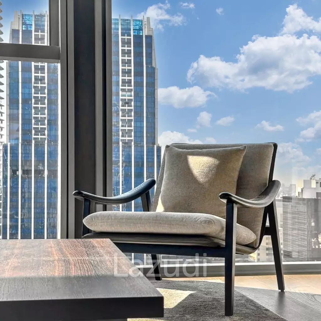 2 Bed  3 Bath  155 SQ.M  SCOPE Langsuan