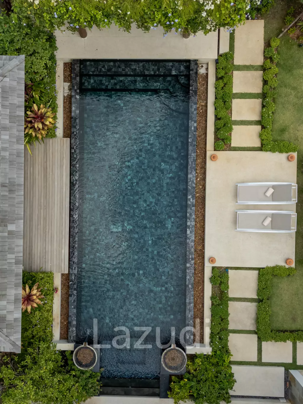 Modern Luxury, 3.5 Bed Balinese Villa, Blended into Nature