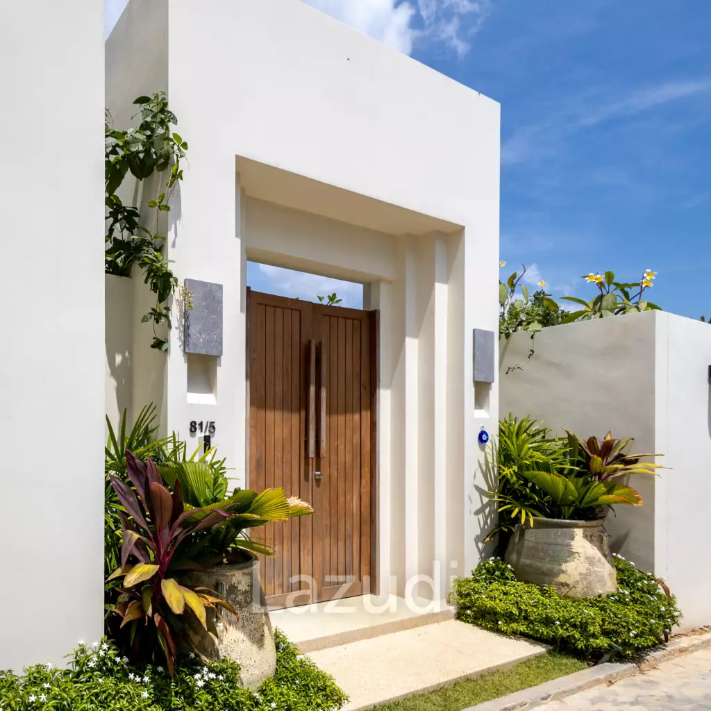 Modern Luxury, 3.5 Bed Balinese Villa, Blended into Nature