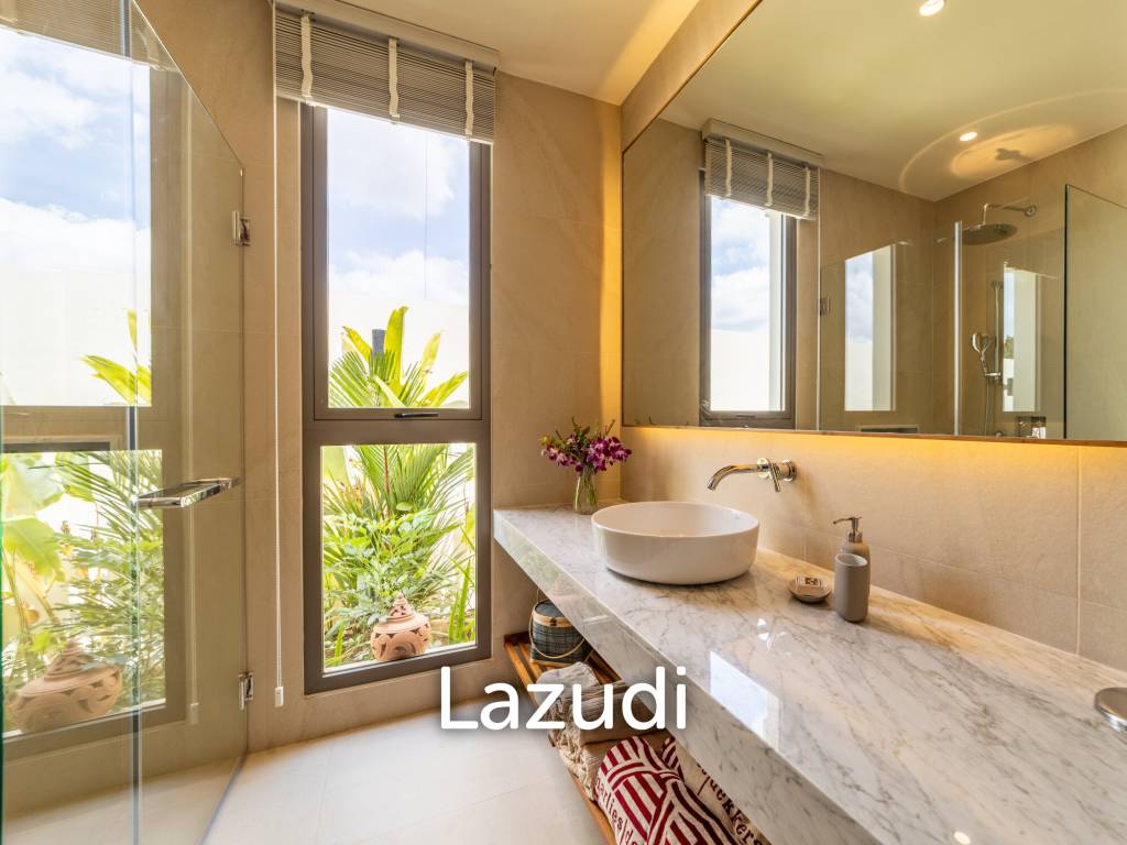 Modern Luxury, 3.5 Bed Balinese Villa, Blended into Nature