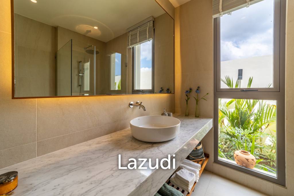 Modern Luxury, 3.5 Bed Balinese Villa, Blended into Nature