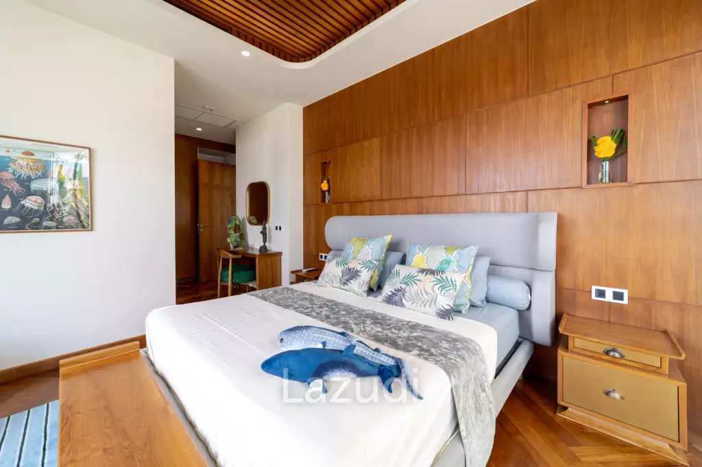 Modern Luxury, 3.5 Bed Balinese Villa, Blended into Nature