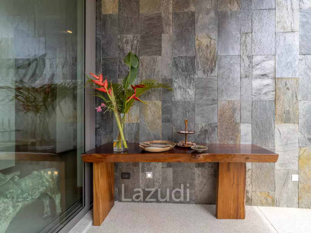 Modern Luxury, 3.5 Bed Balinese Villa, Blended into Nature
