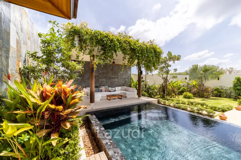 Modern Luxury, 3.5 Bed Balinese Villa, Blended into Nature