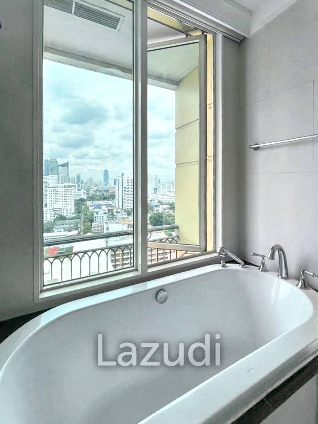 3 Bed 3 Bath 143 SQ.M Royce Private Residences