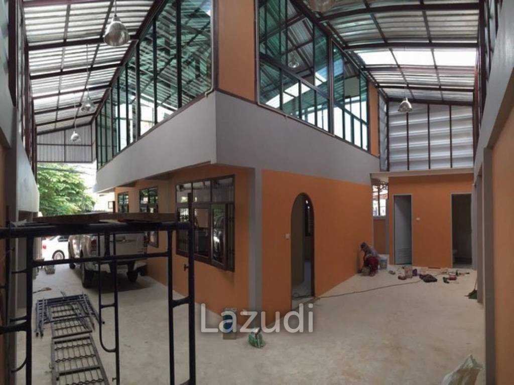 Modern 360 Sqm Warehouse with Office – Bangkok | For Rent or Sale