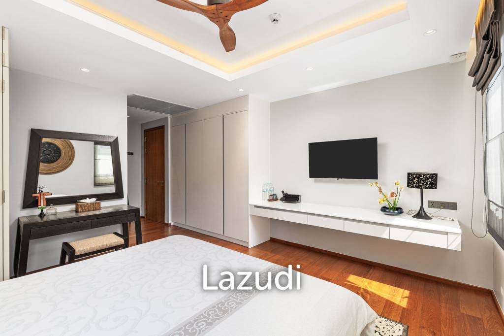 Beachfront Penthouse Apartment In Laguna