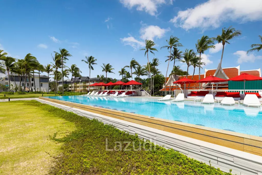 Beachfront Penthouse Apartment In Laguna