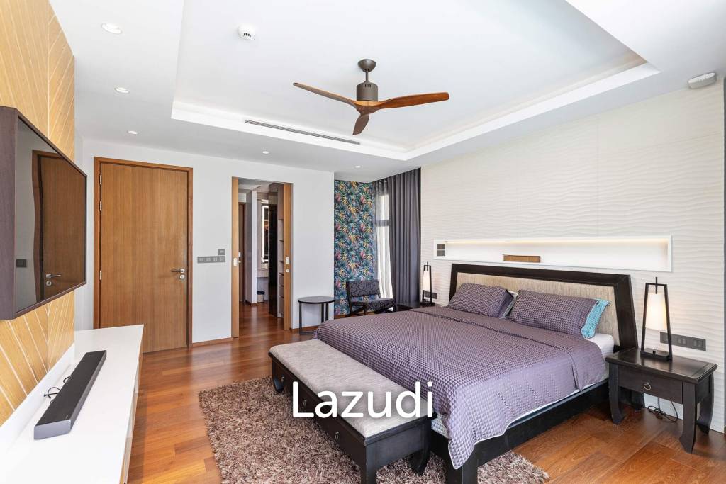 Beachfront Penthouse Apartment In Laguna