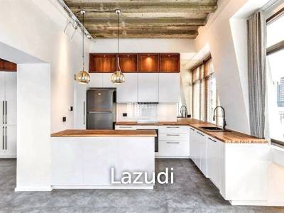 1 Bed  2 Bath  129 SQ.M  Diamond  Tower