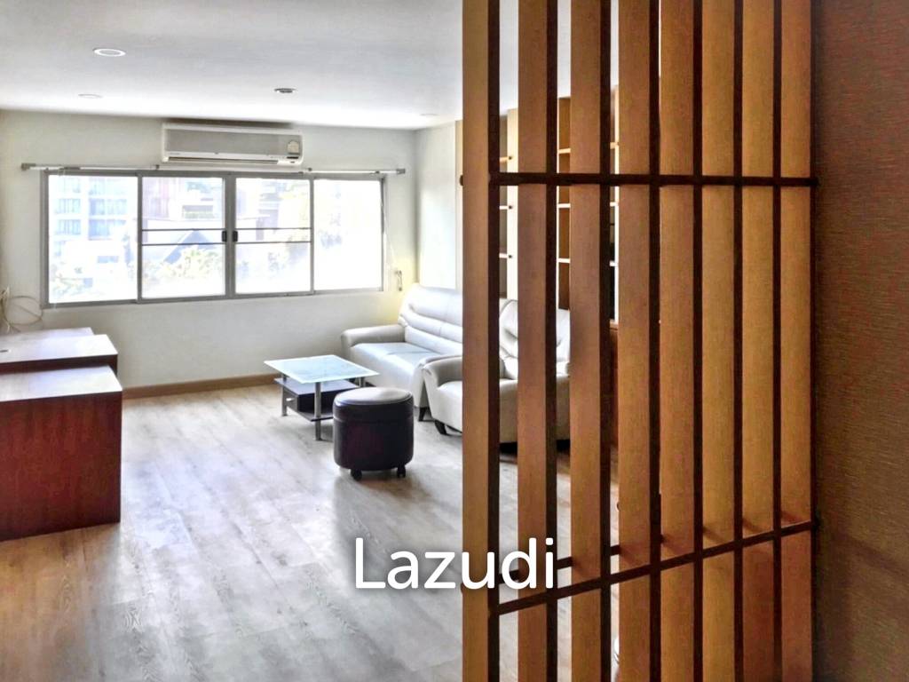 2 Bedrooms 2 Bathrooms 70 SQ.M at 49 Suite