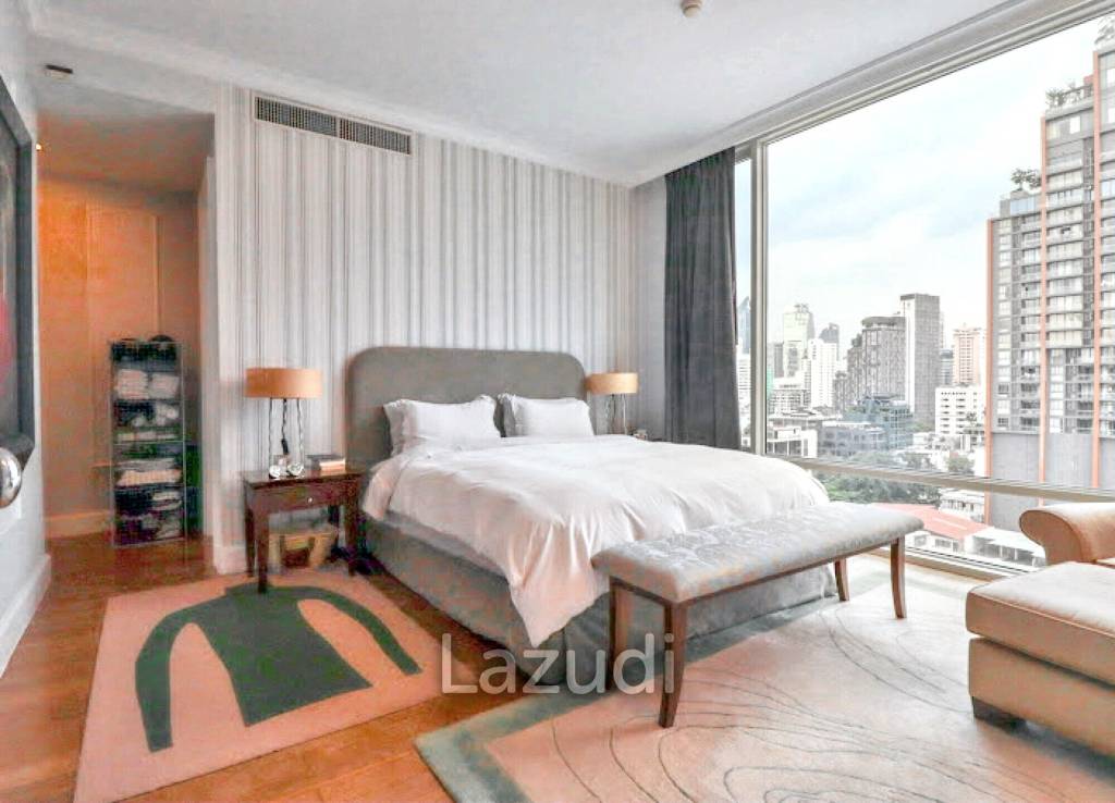 3 Bed 3 Bath 177.91 SQ.M Royce Private Residences