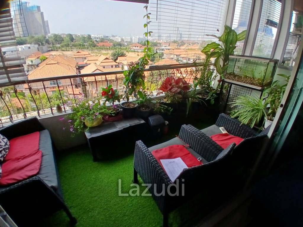 Studio 1 Bath 44 SQ.M. Platinum Suites Condominiums