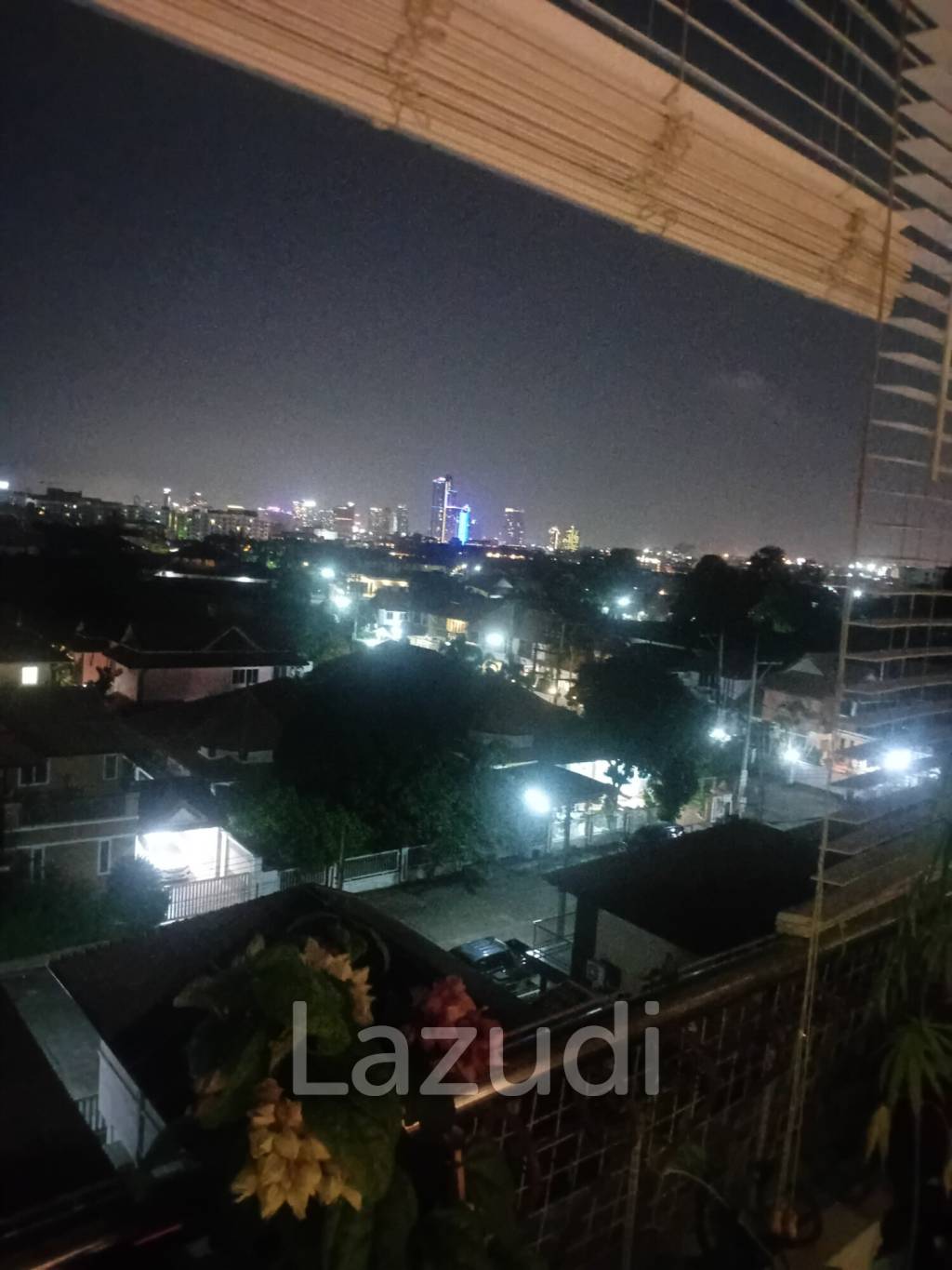 Studio 1 Bath 44 SQ.M. Platinum Suites Condominiums