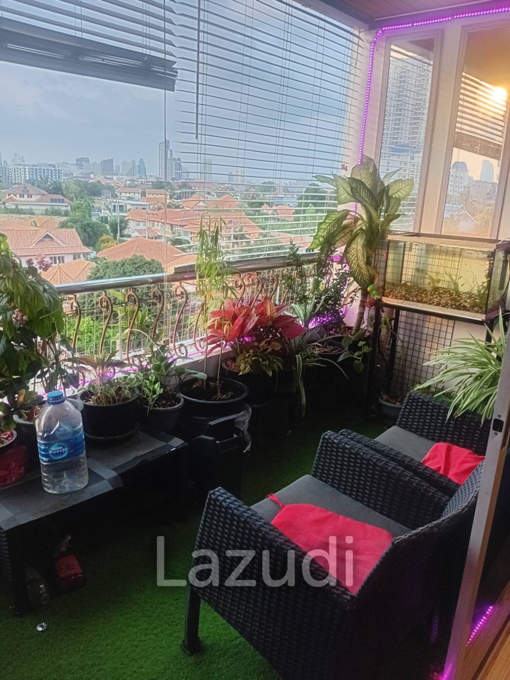Studio 1 Bath 44 SQ.M. Platinum Suites Condominiums