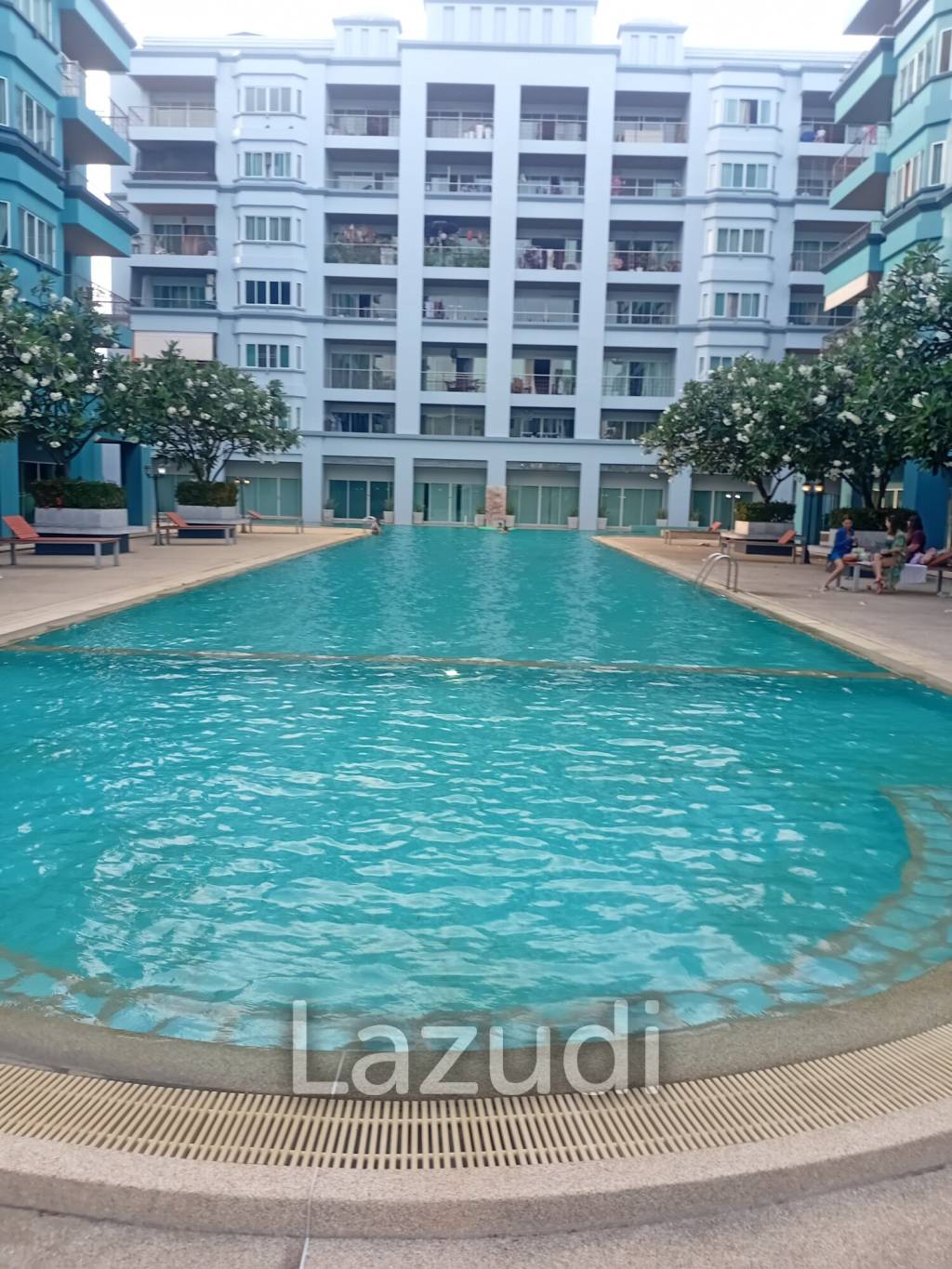 Studio 1 Bath 44 SQ.M. Platinum Suites Condominiums
