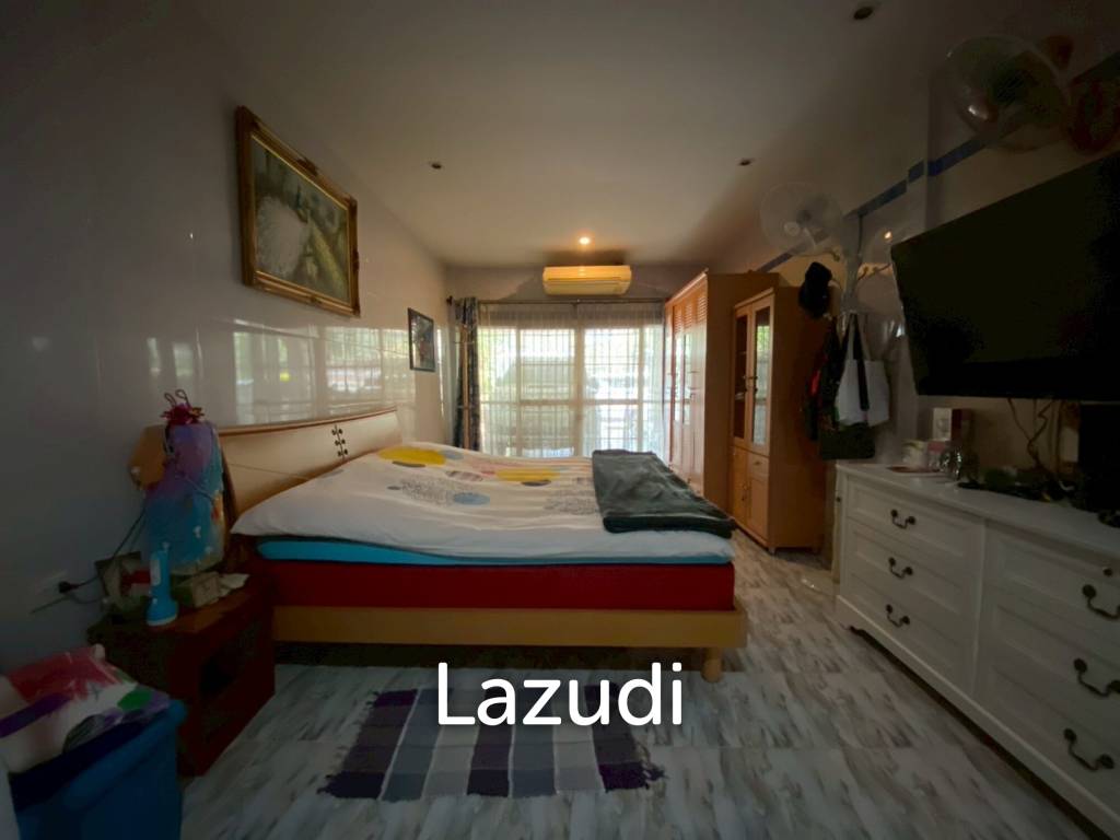 4 Beds 4 Baths 400 SQ.M. House in Baan Amphur