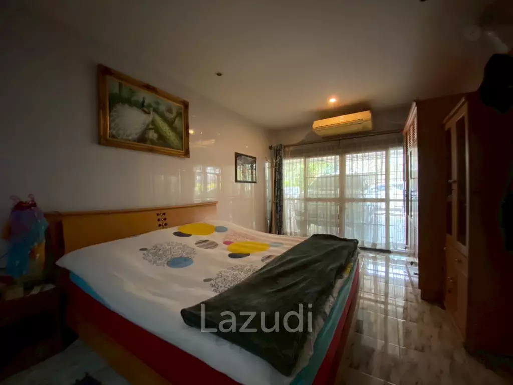 4 Beds 4 Baths 400 SQ.M. House in Baan Amphur