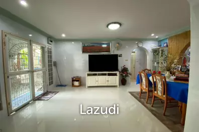 4 Beds 4 Baths 400 SQ.M. House in Baan Amphur