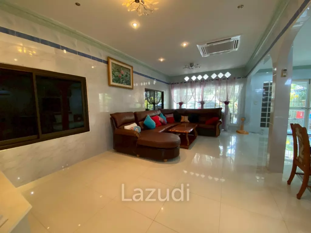 4 Beds 4 Baths 400 SQ.M. House in Baan Amphur