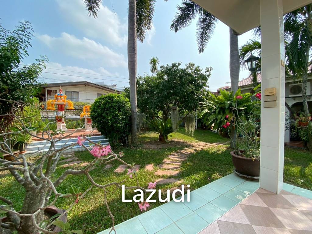 4 Beds 4 Baths 400 SQ.M. House in Baan Amphur