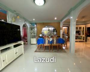 4 Beds 4 Baths 400 SQ.M. House in Baan Amphur