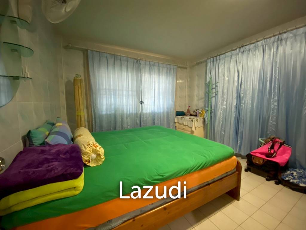 4 Beds 4 Baths 400 SQ.M. House in Baan Amphur