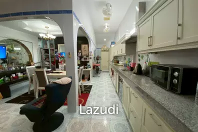 4 Beds 4 Baths 400 SQ.M. House in Baan Amphur
