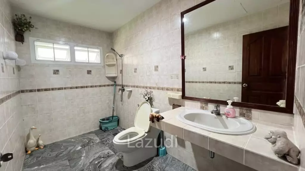 Spacious 4 Bedroom House For Rent Un Chalong
