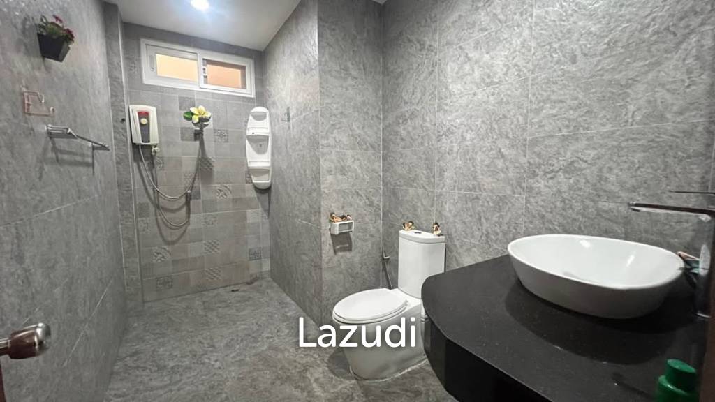 Spacious 4 Bedroom House For Rent Un Chalong