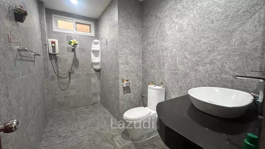 Spacious 4 Bedroom House For Rent Un Chalong