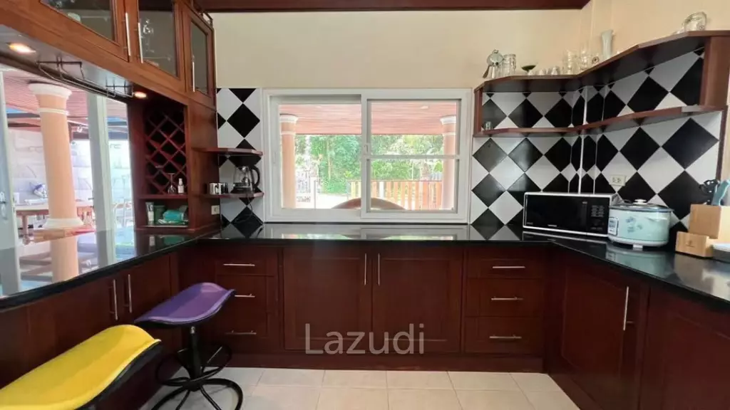 Spacious 4 Bedroom House For Rent Un Chalong