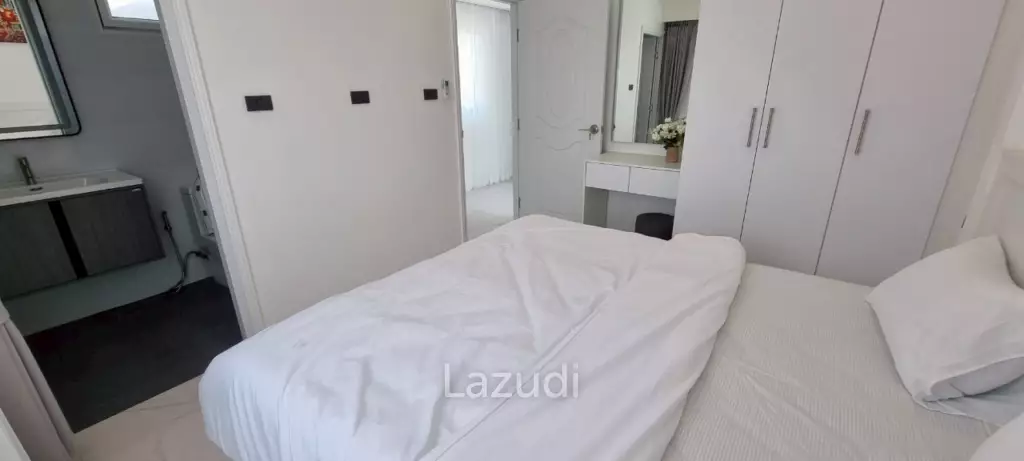 8 Bedrooms 9 Bathrooms 245 SQ.M. Suksabai Villa
