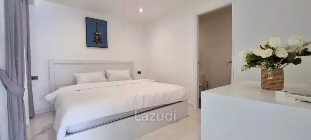 8 Bedrooms 9 Bathrooms 245 SQ.M. Suksabai Villa