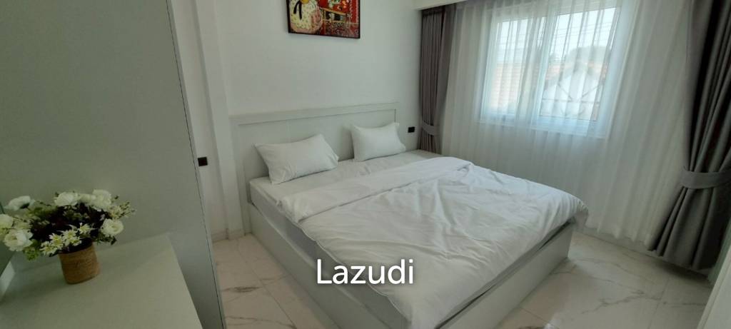 8 Bedrooms 9 Bathrooms 245 SQ.M. Suksabai Villa