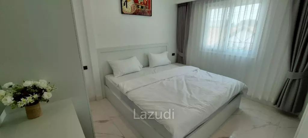 8 Bedrooms 9 Bathrooms 245 SQ.M. Suksabai Villa