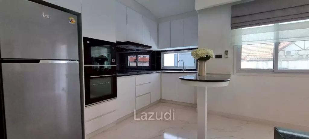 8 Bedrooms 9 Bathrooms 245 SQ.M. Suksabai Villa