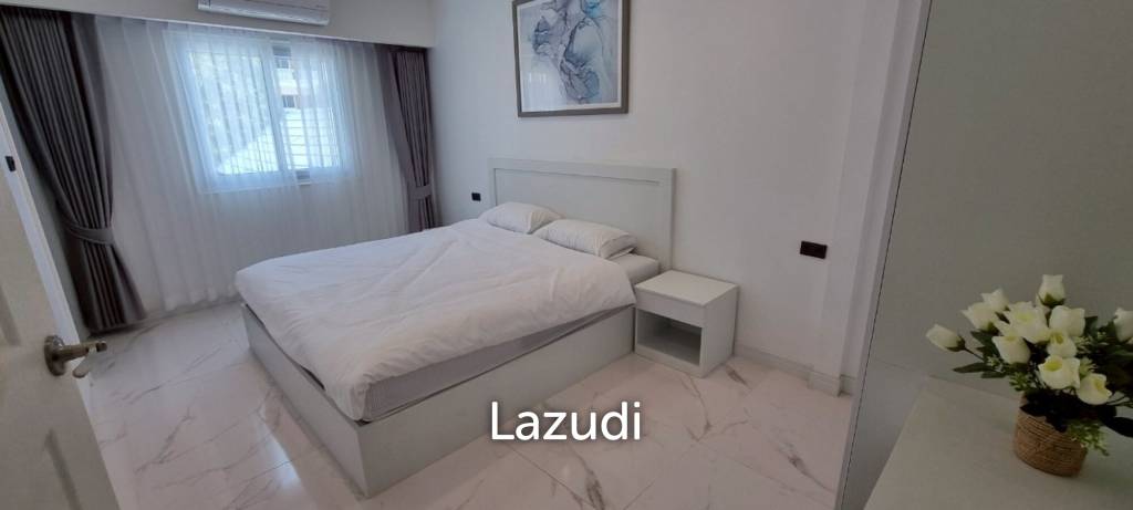 8 Bedrooms 9 Bathrooms 245 SQ.M. Suksabai Villa