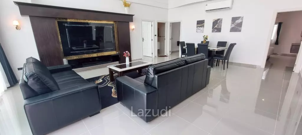 4 Bedrooms 5 Bathrooms 250 SQ.M. Suksabai Villa
