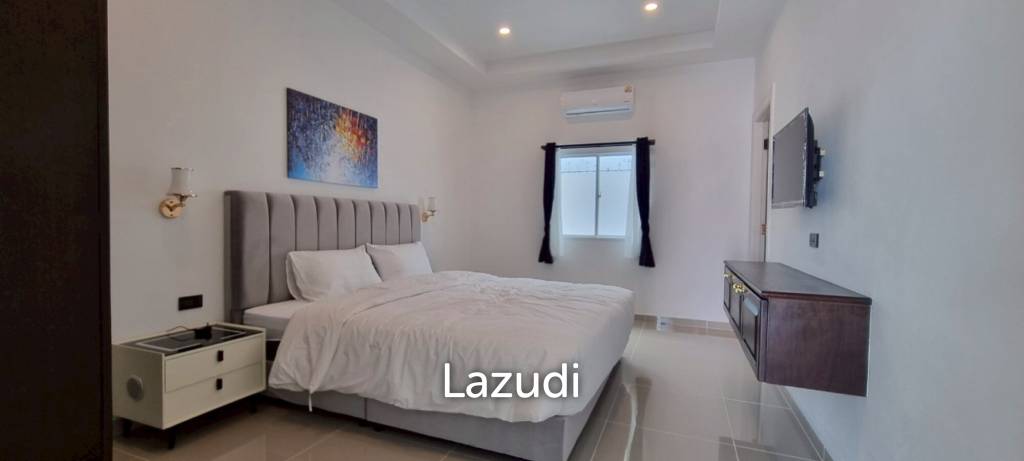 4 Bedrooms 5 Bathrooms 250 SQ.M. Suksabai Villa
